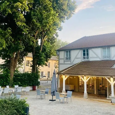 Du Cheval Blanc - Paris Marne La Vallee 4* Disneyland Paris