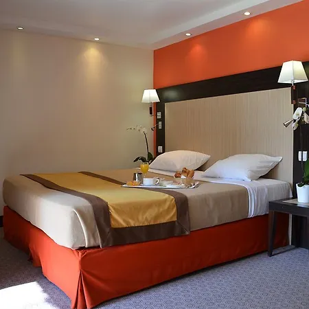Hotel Du Cheval Blanc - Paris Marne La Vallee Disneyland Paris